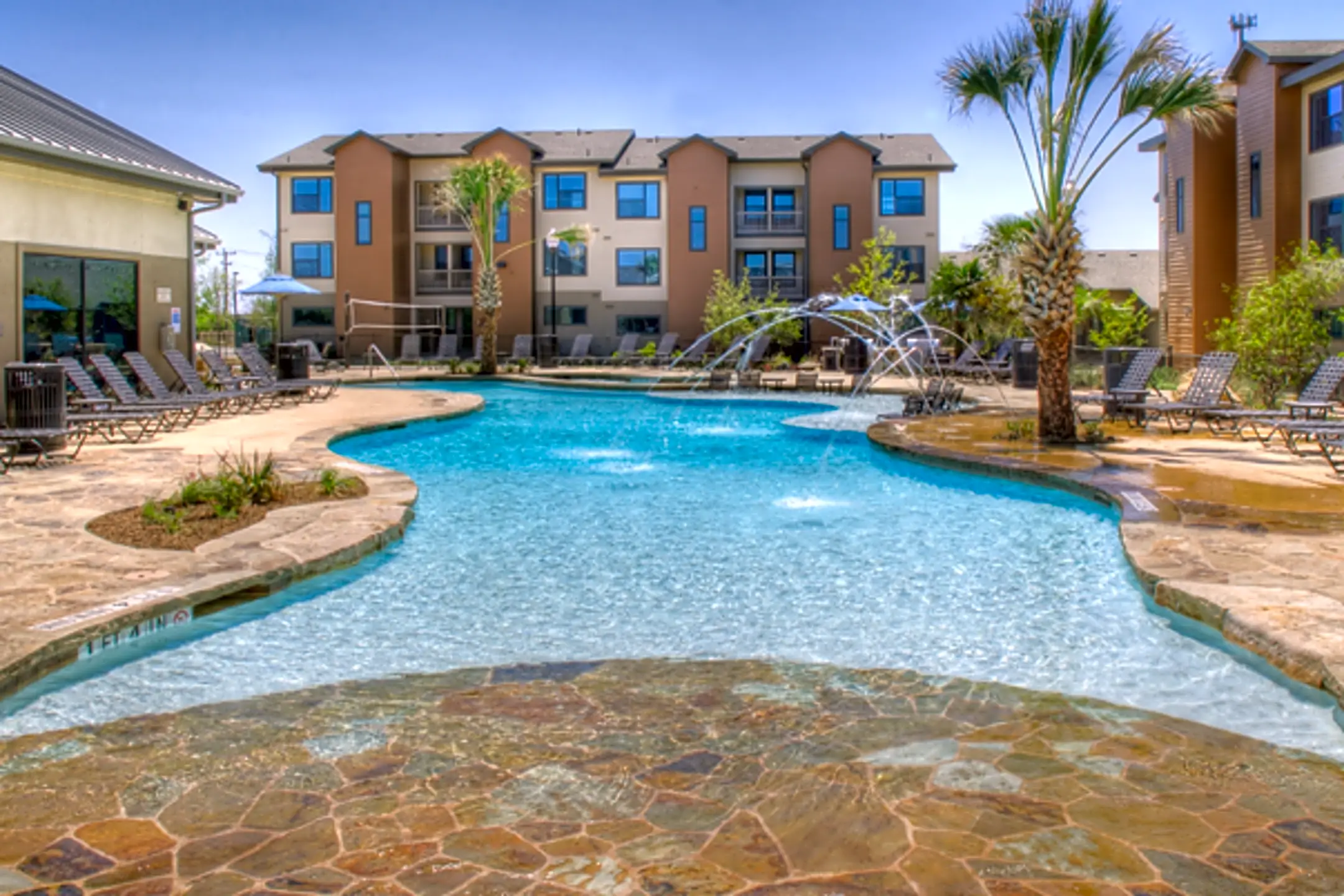 Villas at Babcock-Per Bed Lease - San Antonio, TX 78249