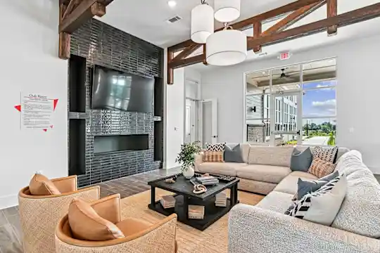 Accent Berkeley Place - Charlotte, NC - Photo 3