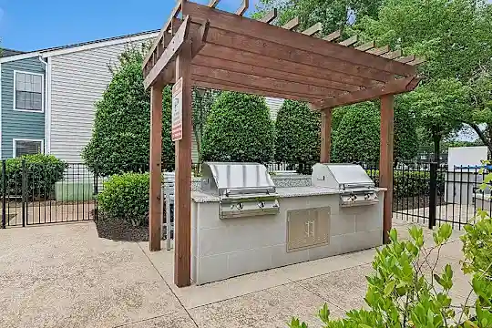 Park 2300 - Charlotte, NC - Photo 14