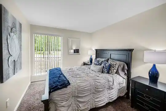 Summer Trace Apartments - Memphis, TN - Photo 4