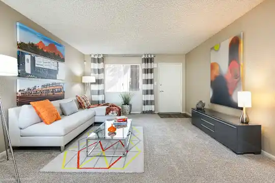 Camelback Cove Apartments - Phoenix, AZ - Photo 12