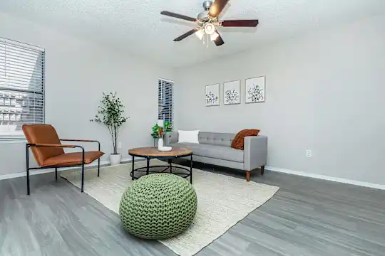 The Waverly Apartments - Dallas, TX - Photo 12