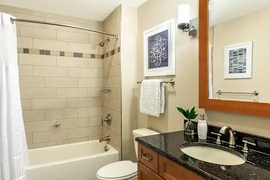 Hibernia Tower Apartments - New Orleans, LA - Photo 51