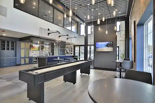 Graphite Oakley - Cincinnati, OH - Photo 15