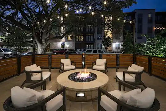 Ash at the Branch - Dallas, TX - Photo 34