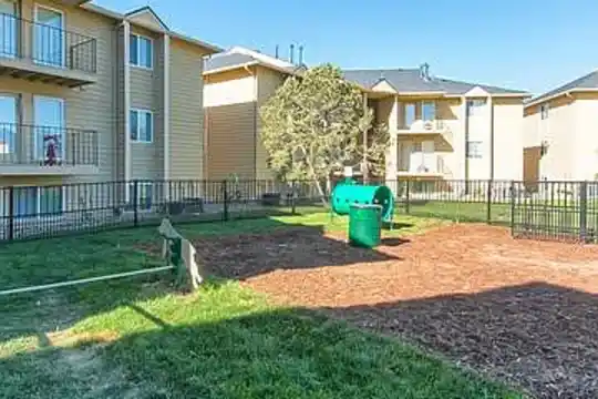 Colony Hills Apartments - Colorado Springs, CO - Photo 1