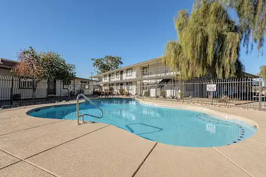 Mariposa Flats - Phoenix, AZ - Photo 20