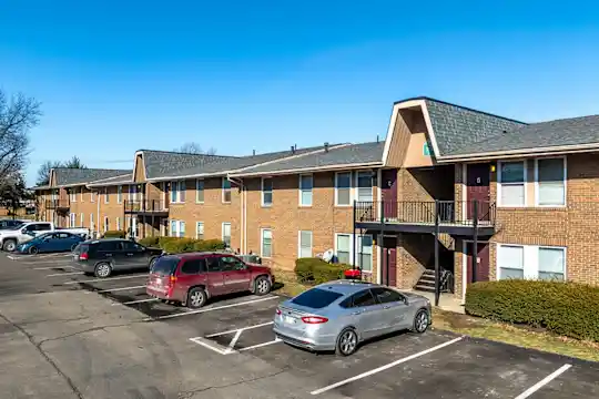 Victoria Village - Columbus, OH - Photo 11