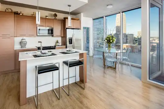 One Light Luxury Apartments - Kansas City, MO - Photo 1