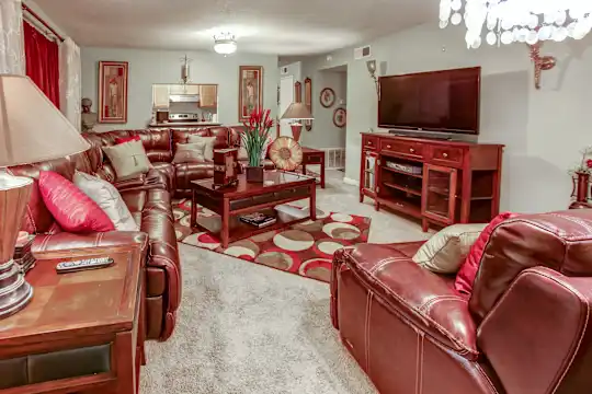 Cypress Trace Apartments - New Orleans, LA - Photo 2