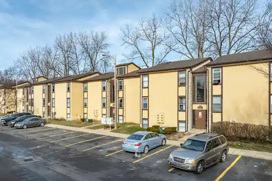 Stonecreek Apartments - Columbus, OH - Photo 12