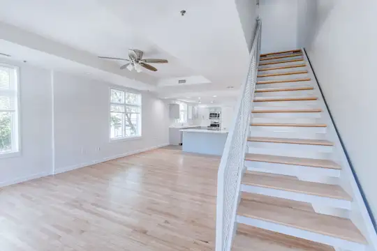 Angell/Thayer Street Apartments - Providence, RI - Photo 5