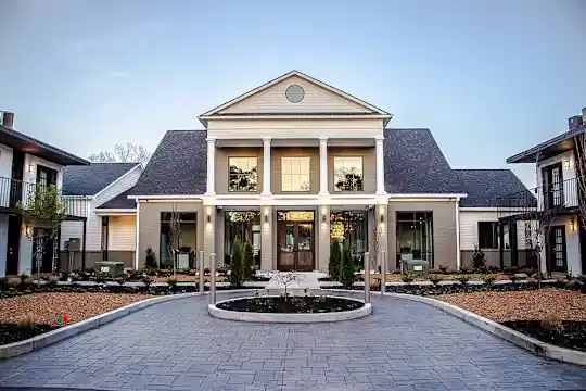 The Residences at Lakeview - Memphis, TN - Photo 1
