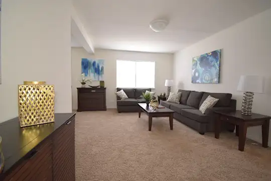 Stansbury Manor Apartments & Townhomes - Baltimore, MD - Photo 17