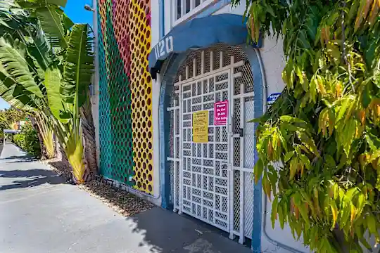 Apex Residence - Fort Lauderdale, FL - Photo 30