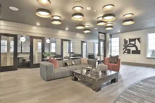 Graphite Oakley - Cincinnati, OH - Photo 23