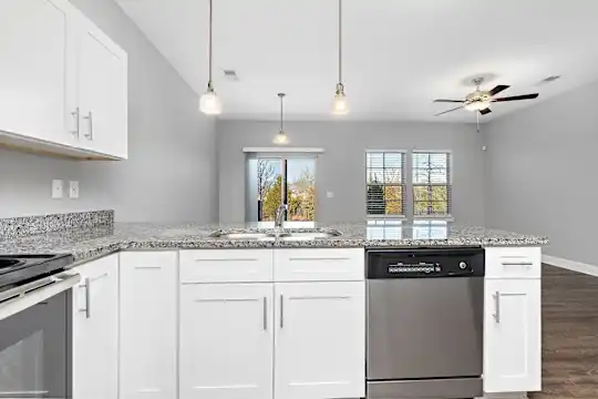 Summit Crossing - Kansas City, MO - Photo 42