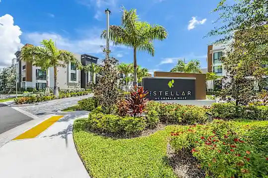 The Stellar Emerald Hills - Fort Lauderdale, FL - Photo 3