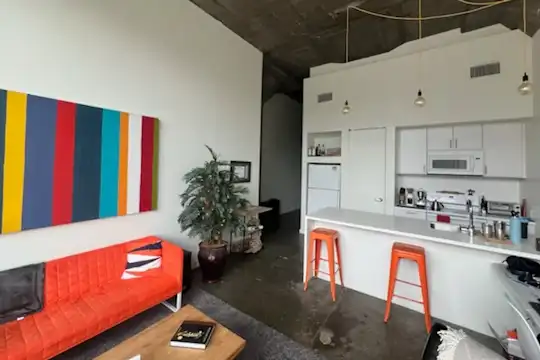 Modern Living in the Heart of Kansas City's Crossroads Arts District - Kansas City, MO - Photo 1
