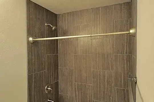 Colony House - Dallas, TX - Photo 29