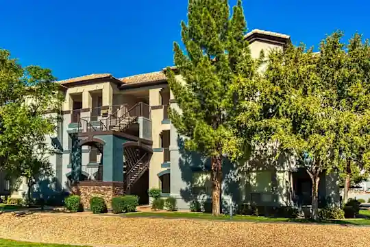 The Villas at Camelback Crossing - Glendale, AZ - Photo 9