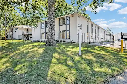Addison Apartments IV - Memphis, TN - Photo 4