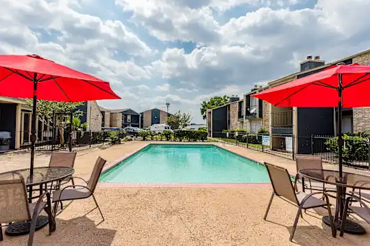 Villa Luna Apartments - Houston, TX - Photo 25