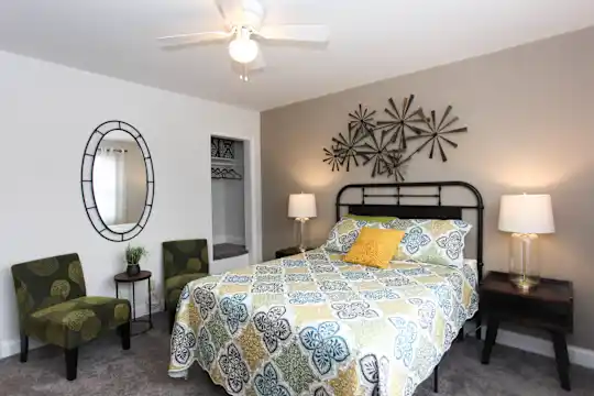Lothian & Oakridge Apartments - Baltimore, MD - Photo 5