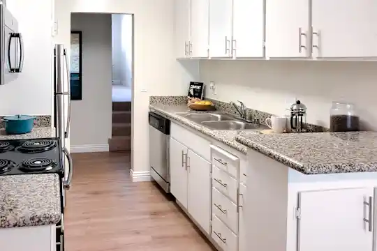 Spring Creek Apartments - Santa Clara, CA - Photo 24