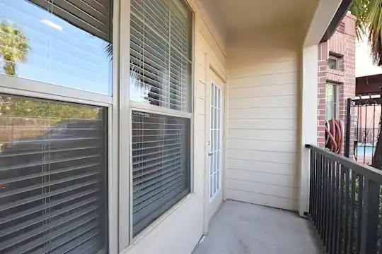 Midtown Grove - Houston, TX - Photo 35