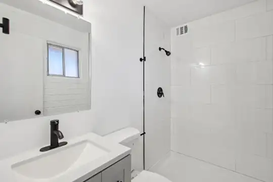 Villas on Holly - Phoenix, AZ - Photo 44