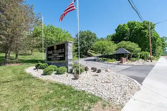 Trails at Mariemont - Cincinnati, OH - Photo 8