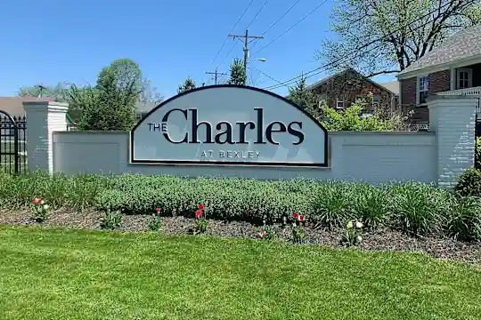 The Charles at Bexley - Columbus, OH - Photo 1