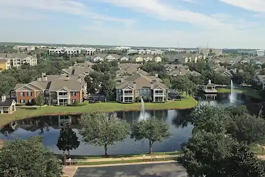 Heritage Deerwood - Jacksonville, FL - Photo 4