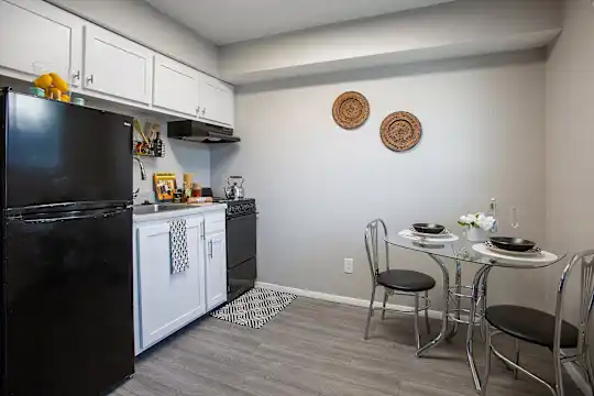 Encanto Lofts Apartments - Albuquerque, NM - Photo 3