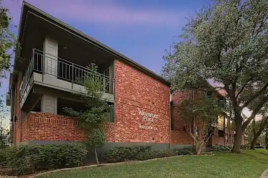 Waterford Place - Dallas, TX - Photo 1
