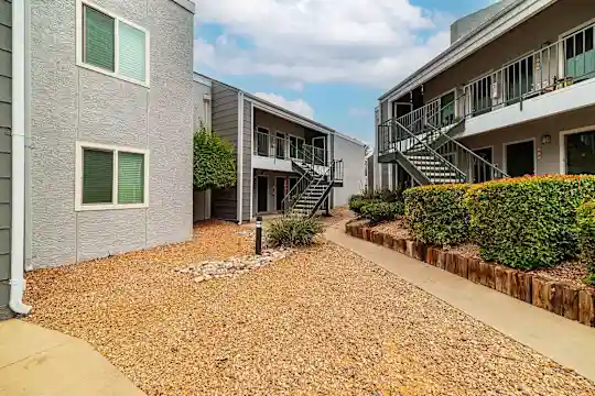 Villa Serena - Albuquerque, NM - Photo 15