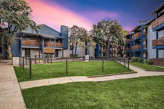 The Waverly Apartments - Dallas, TX - Photo 29