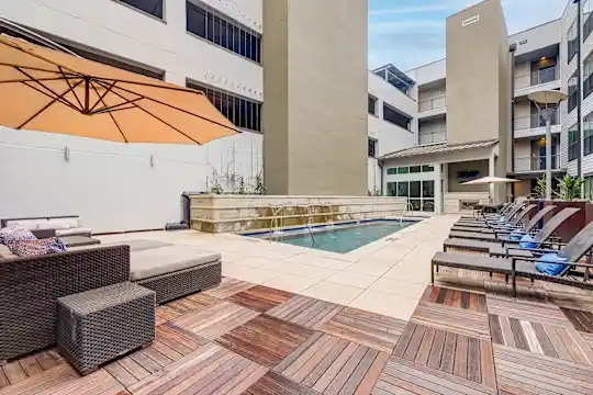 Cole Apartments - Austin, TX - Photo 46