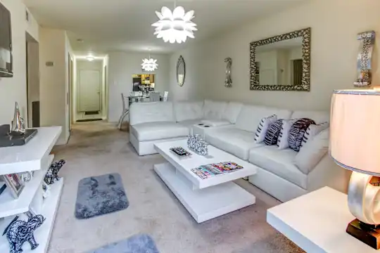 Cypress Trace Apartments - New Orleans, LA - Photo 12