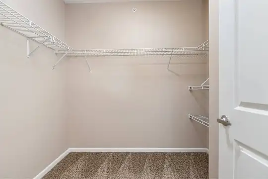 Summit Crossing - Kansas City, MO - Photo 57