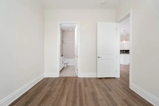 Harrison Park Apartments - Columbus, OH - Photo 8