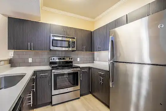 101 San Fernando - San Jose, CA - Photo 4