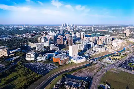 Tinsley on the Park - Houston, TX - Photo 59
