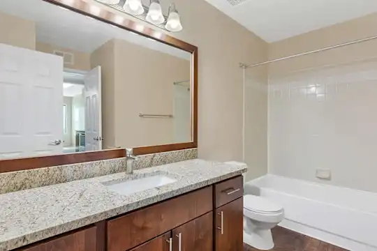La Mirage Apartment Homes - Albuquerque, NM - Photo 12