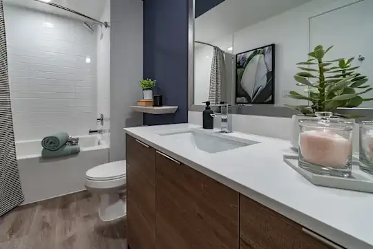 10X Riverwalk (4 West Las Olas) - Fort Lauderdale, FL - Photo 12