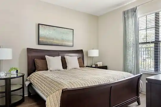 Rowe Vinings - Atlanta, GA - Photo 8