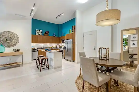 The Manor at Flagler Village - Fort Lauderdale, FL - Photo 4
