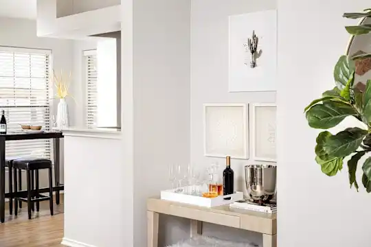 Eastbridge Apartments - Dallas, TX - Photo 16