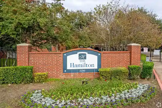 The Hamilton Apartments - Austin, TX - Photo 5